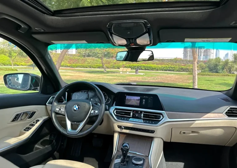 BMW 330I (4)