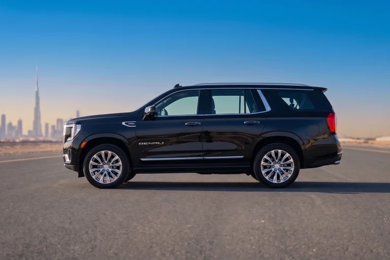 GMC Yukon Denali (1)