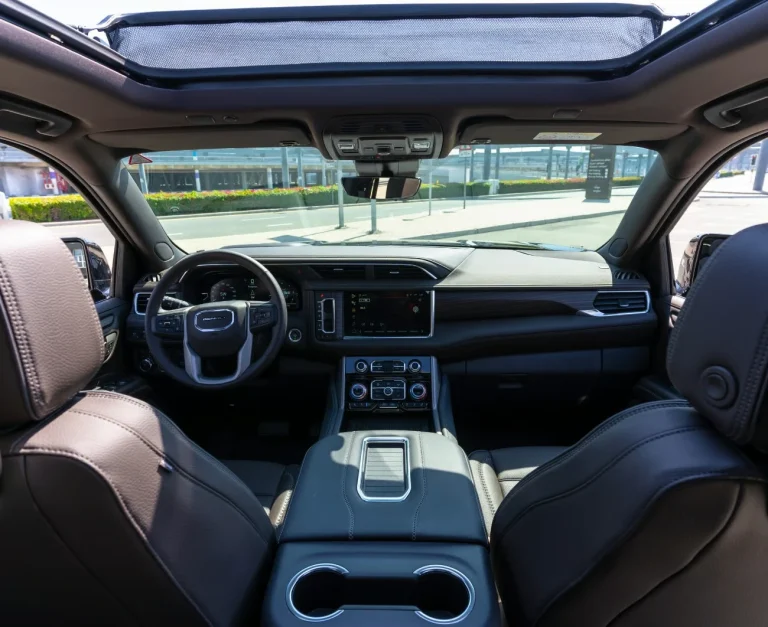 GMC Yukon Denali (3)