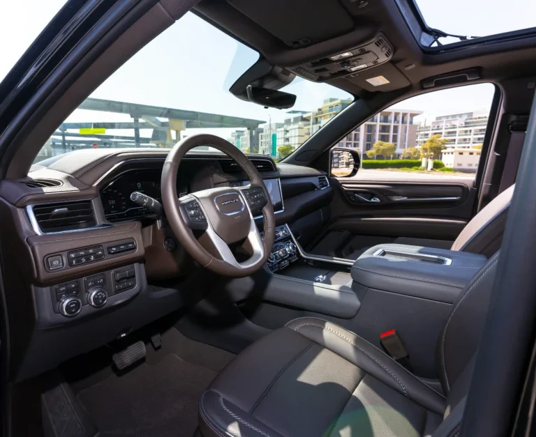 GMC Yukon Denali (4)