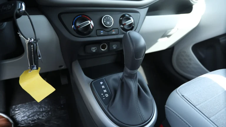 Hyundai i10 Grand (4)