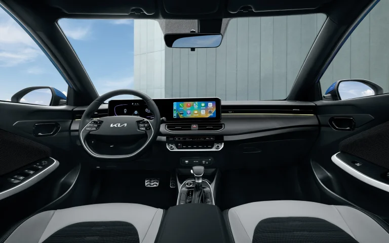 Kia K3 (3)