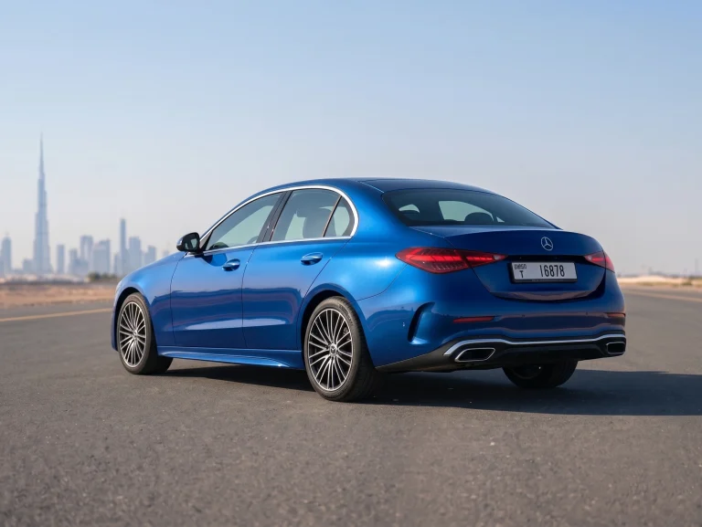 Mercedes Benz C-Class 300 (1)
