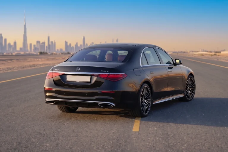 Mercedes Benz S Class S580 (1)
