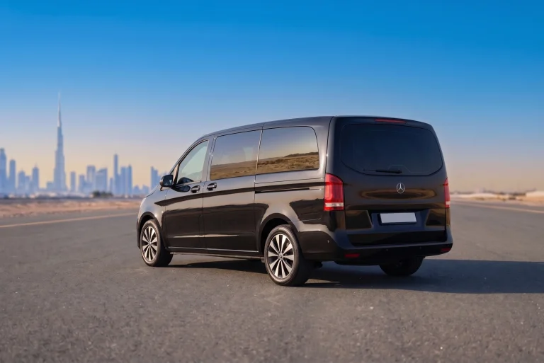 Mercedes Benz V Class (1)