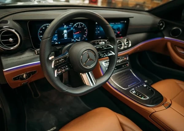 Mercedes E300 (3)