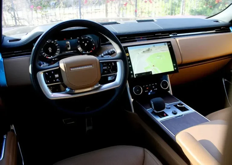 Range Rover Vogue (4)