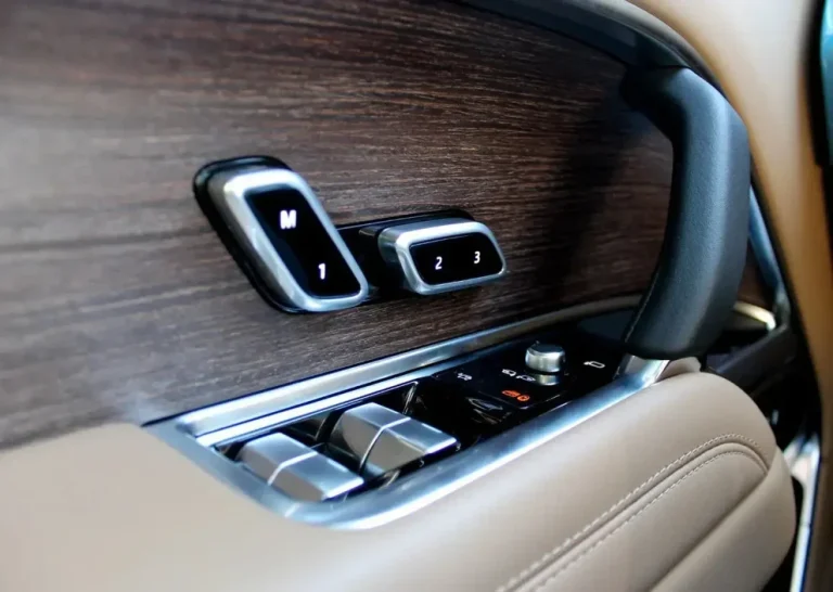 Range Rover Vogue (8)